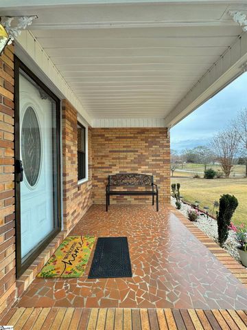 1113 Fox Squirrel Ridge Road, Pickens, SC 29671