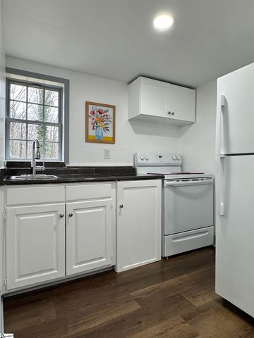 1113 Fox Squirrel Ridge Road, Pickens, SC 29671