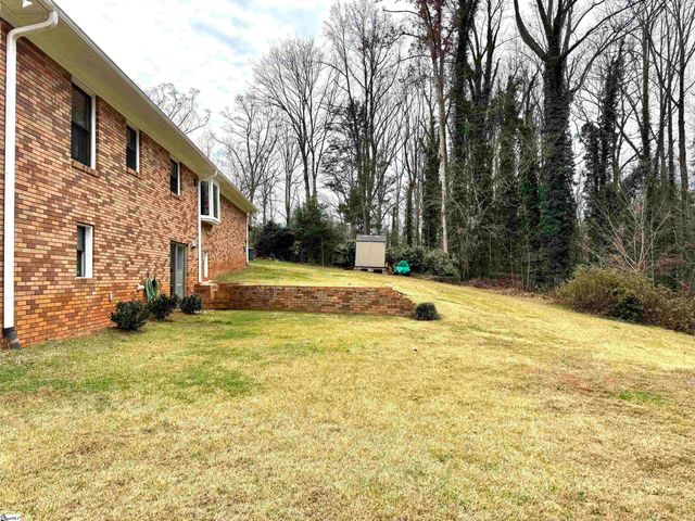 1113 Fox Squirrel Ridge Road, Pickens, SC 29671