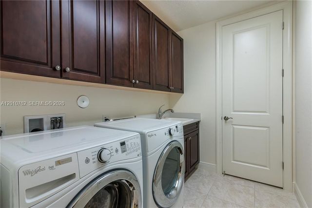 11170 NW 82nd Pl, Parkland, FL 33076
