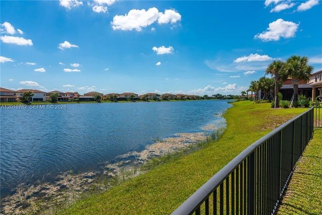 11170 NW 82nd Pl, Parkland, FL 33076