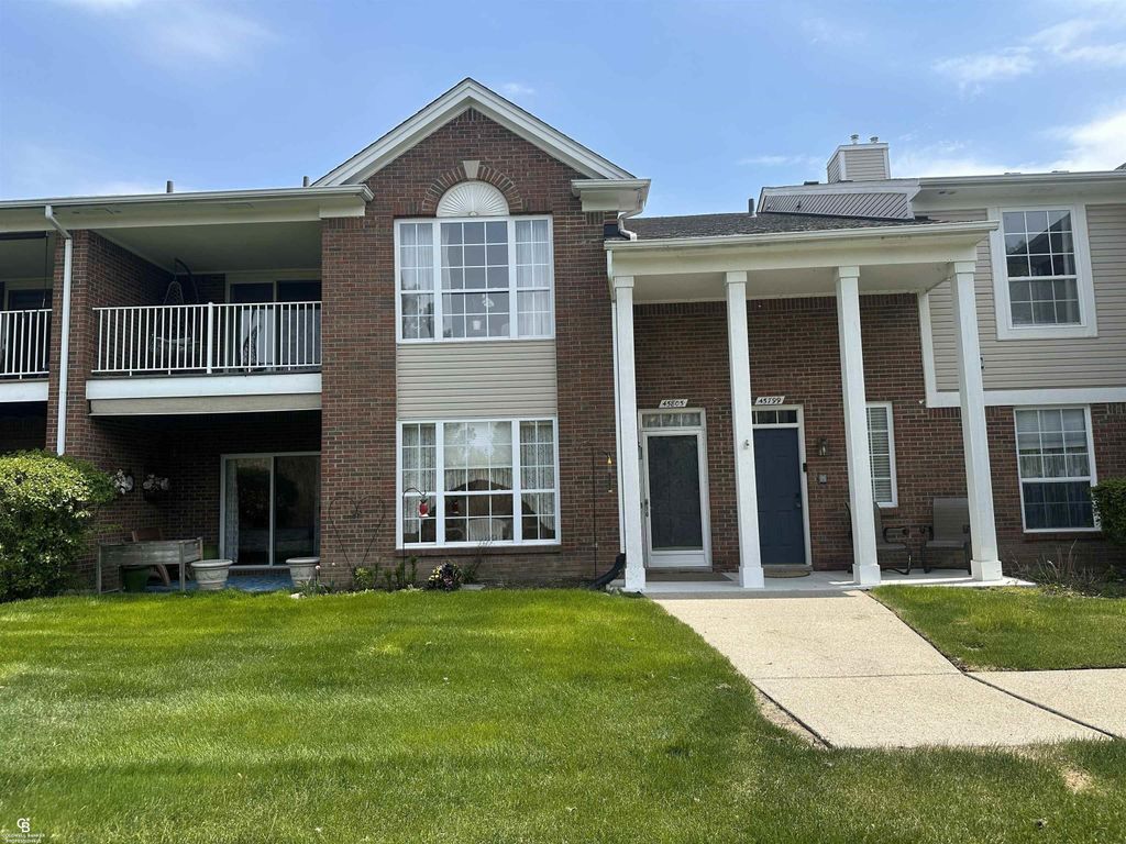 45805 Heather Ridge Drive, Macomb Twp, MI 48044
