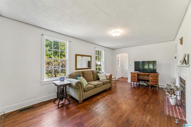 115 OAK STREET, Trussville, AL 35173
