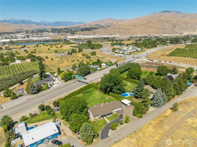 3537 NE Reid Court, East Wenatchee, WA 98802
