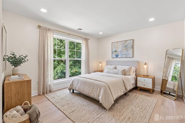25 Lamar Avenue, Edison, NJ 08820