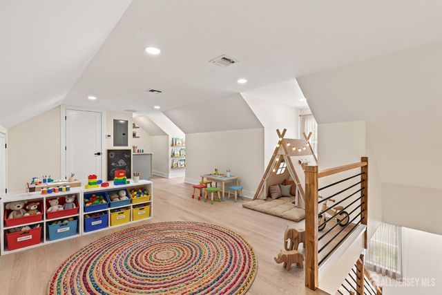 25 Lamar Avenue, Edison, NJ 08820