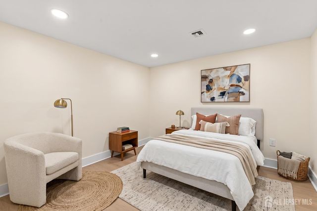 25 Lamar Avenue, Edison, NJ 08820