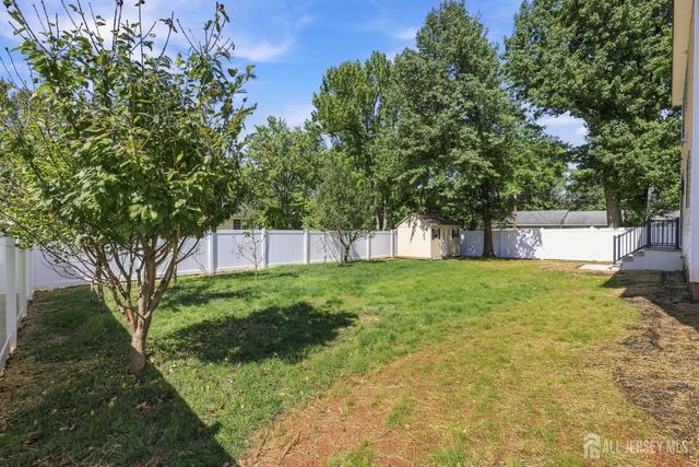 25 Lamar Avenue, Edison, NJ 08820