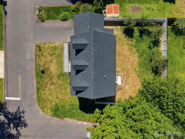 25 Lamar Avenue, Edison, NJ 08820
