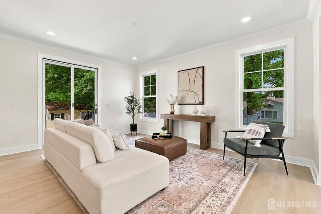 25 Lamar Avenue, Edison, NJ 08820