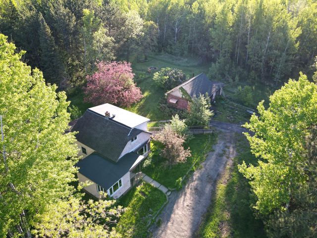 500 10th Avenue NW, Chisholm, MN 55719