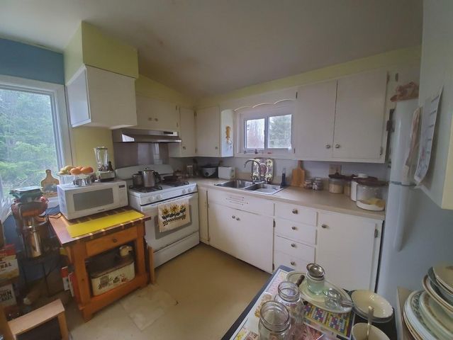 500 10th Avenue NW, Chisholm, MN 55719