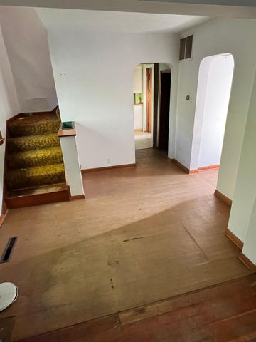 500 10th Avenue NW, Chisholm, MN 55719