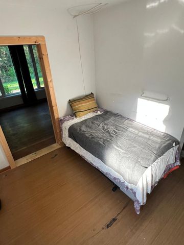 500 10th Avenue NW, Chisholm, MN 55719