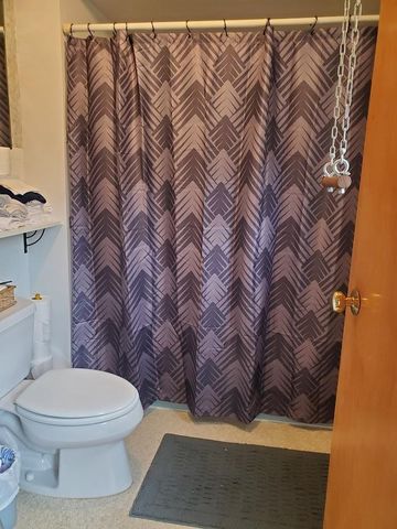 500 10th Avenue NW, Chisholm, MN 55719