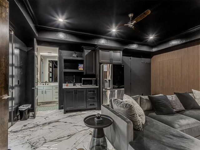 6309 Gold Cypress Drive, Edmond, OK 73025