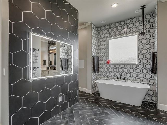 6309 Gold Cypress Drive, Edmond, OK 73025