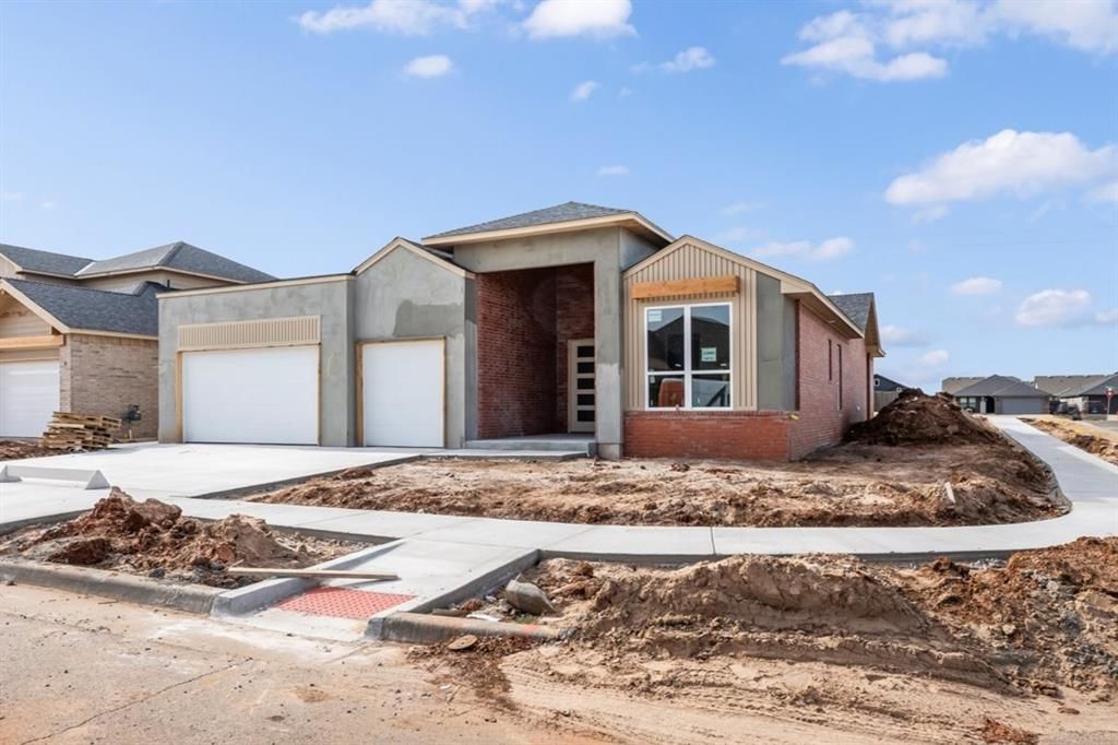 15445 Capri Lane, Edmond, OK 73013