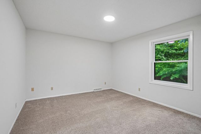 7483 Hydram Avenue S, Cottage Grove, MN 55016