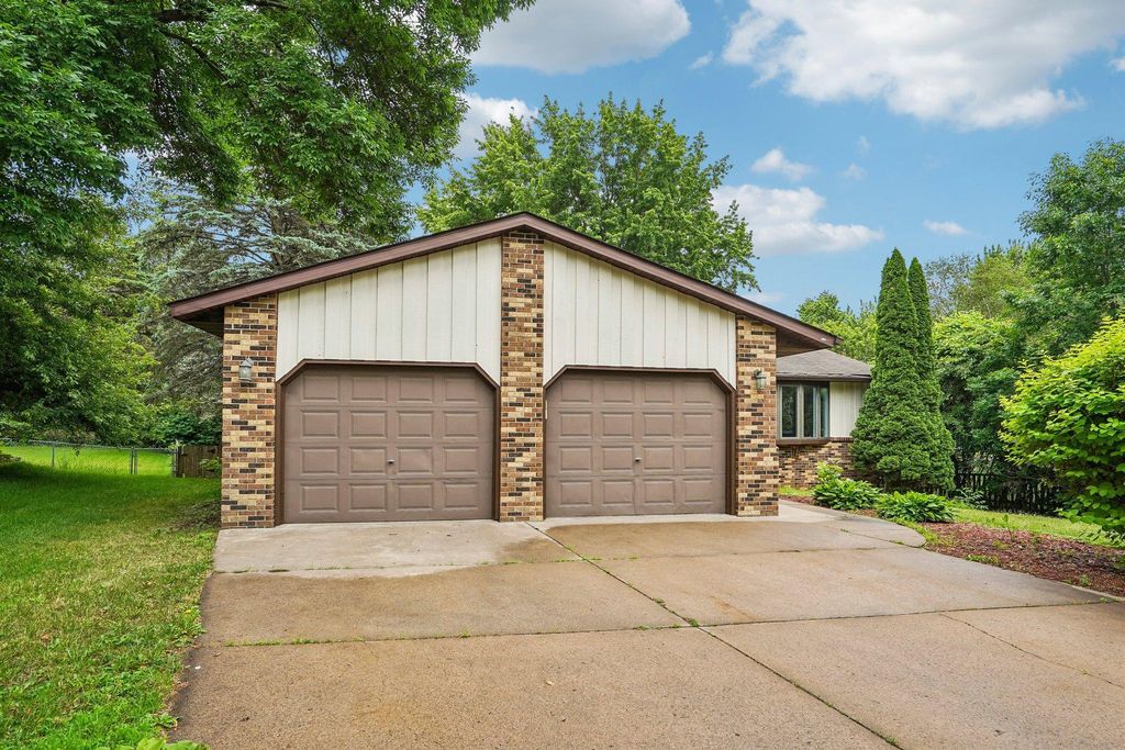 7483 Hydram Avenue S, Cottage Grove, MN 55016 — photo 3