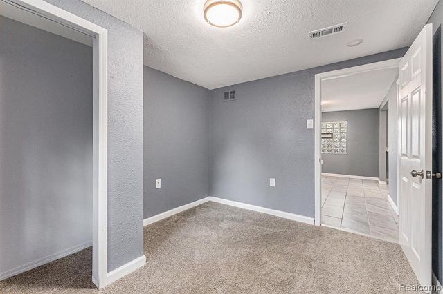 11472 Cadillac Avenue, Warren, MI 48089