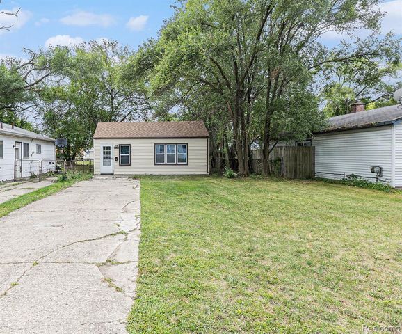 11472 Cadillac Avenue, Warren, MI 48089