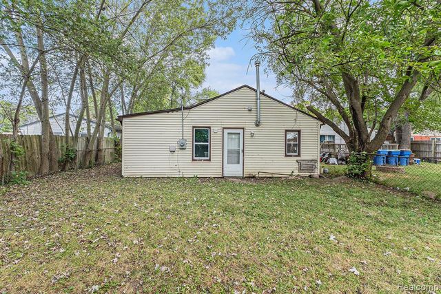 11472 Cadillac Avenue, Warren, MI 48089