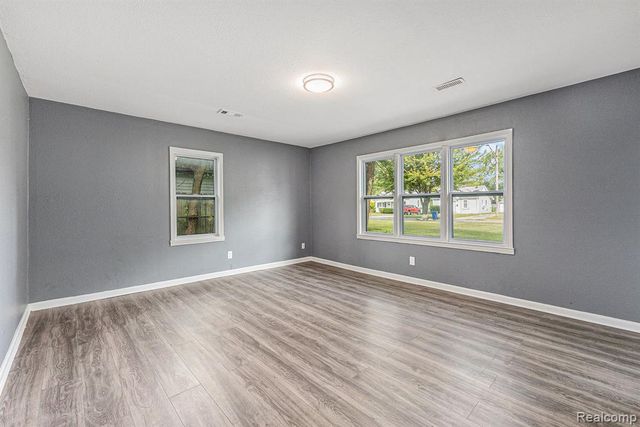 11472 Cadillac Avenue, Warren, MI 48089