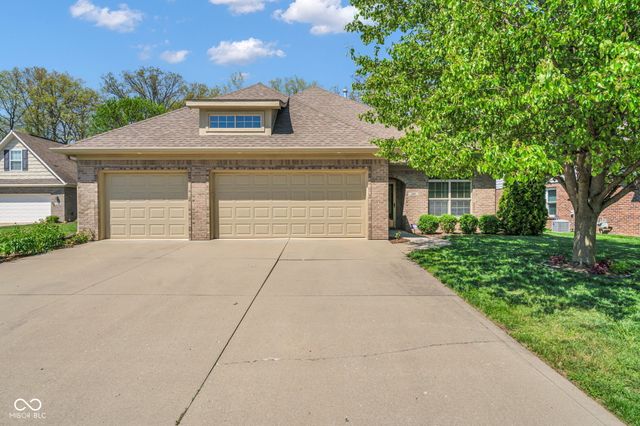 5666 Augusta Woods Drive, Plainfield, IN 46168