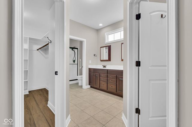 5666 Augusta Woods Drive, Plainfield, IN 46168