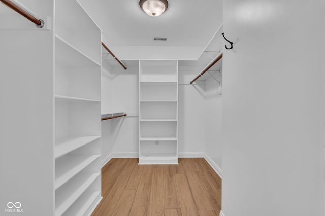 5666 Augusta Woods Drive, Plainfield, IN 46168