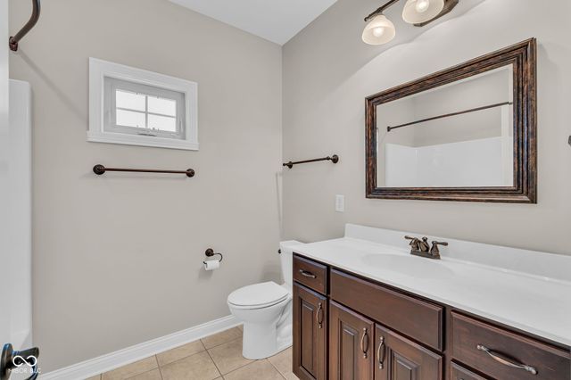 5666 Augusta Woods Drive, Plainfield, IN 46168