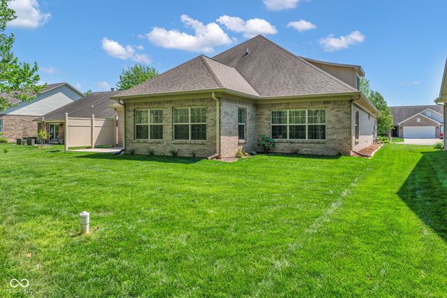 5666 Augusta Woods Drive, Plainfield, IN 46168