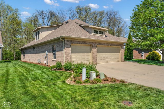 5666 Augusta Woods Drive, Plainfield, IN 46168