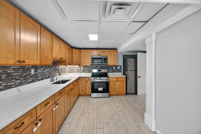 23 Cove Road, Salem, NH 03079