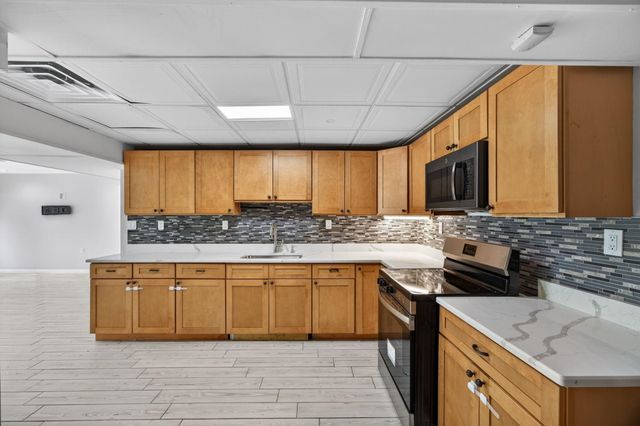 23 Cove Road, Salem, NH 03079