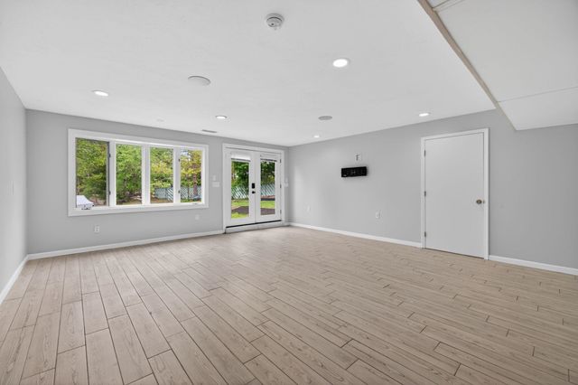 23 Cove Road, Salem, NH 03079
