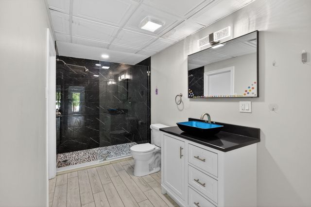 23 Cove Road, Salem, NH 03079