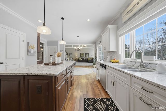 5115 Willowbrook Drive West, Clarence, NY 14031