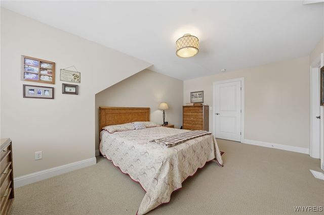 5115 Willowbrook Drive West, Clarence, NY 14031