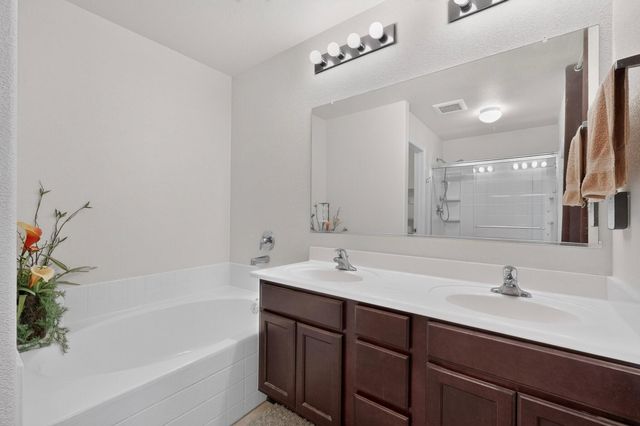 1648 Domino Drive SE, Albuquerque, NM 87123
