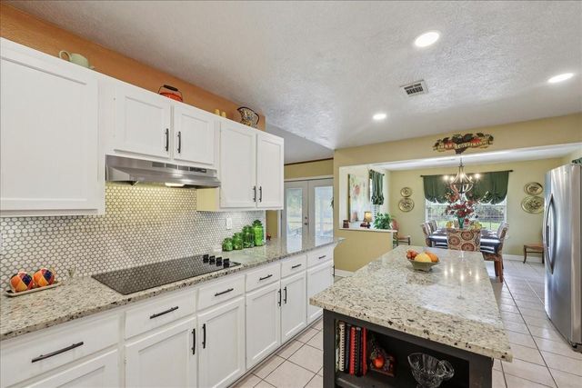 7769 Moonglow Circle, Lumberton, TX 77657