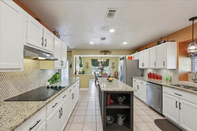 7769 Moonglow Circle, Lumberton, TX 77657