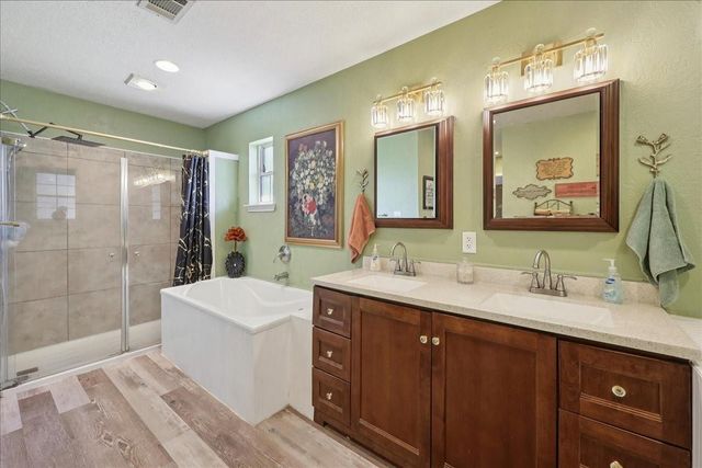 7769 Moonglow Circle, Lumberton, TX 77657