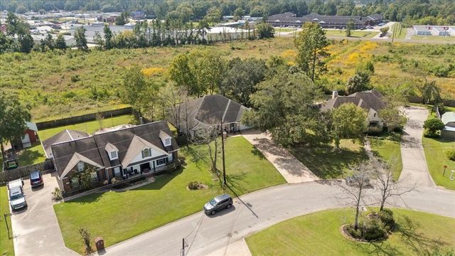 7769 Moonglow Circle, Lumberton, TX 77657