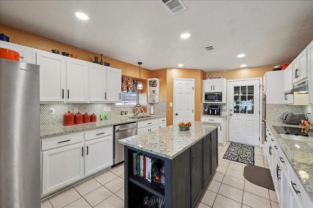 7769 Moonglow Circle, Lumberton, TX 77657