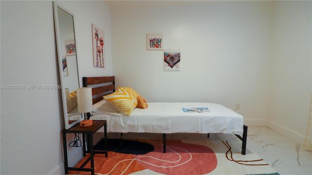330 NW 82nd Ter, Miami, FL 33150