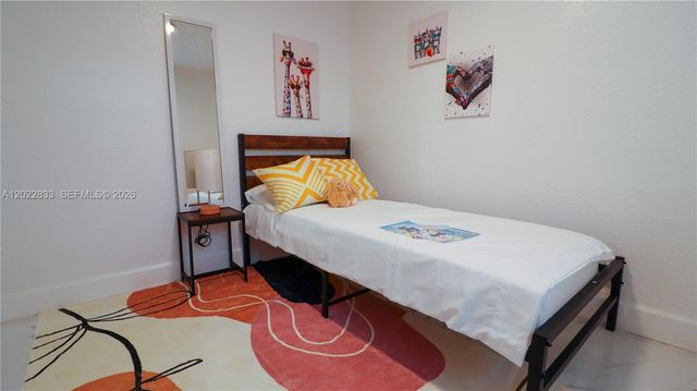 330 NW 82nd Ter, Miami, FL 33150