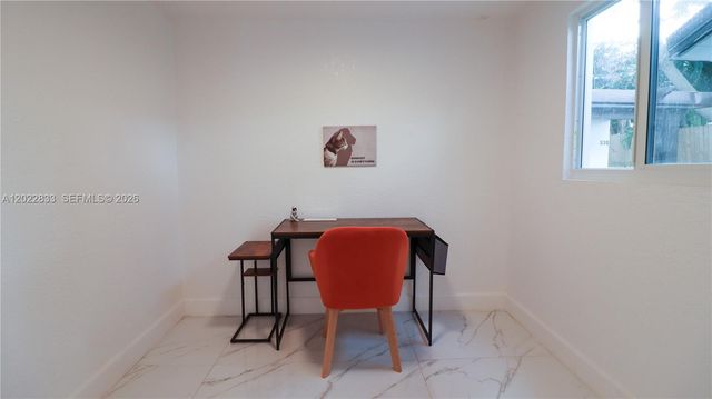 330 NW 82nd Ter, Miami, FL 33150