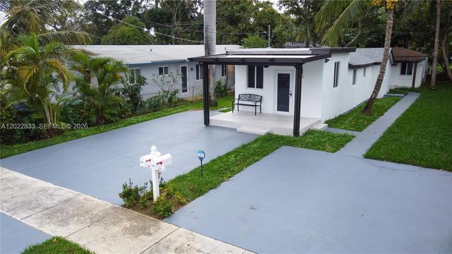 330 NW 82nd Ter, Miami, FL 33150